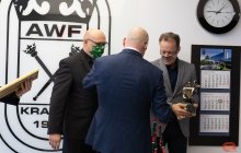 statuetka-amp-2021-12